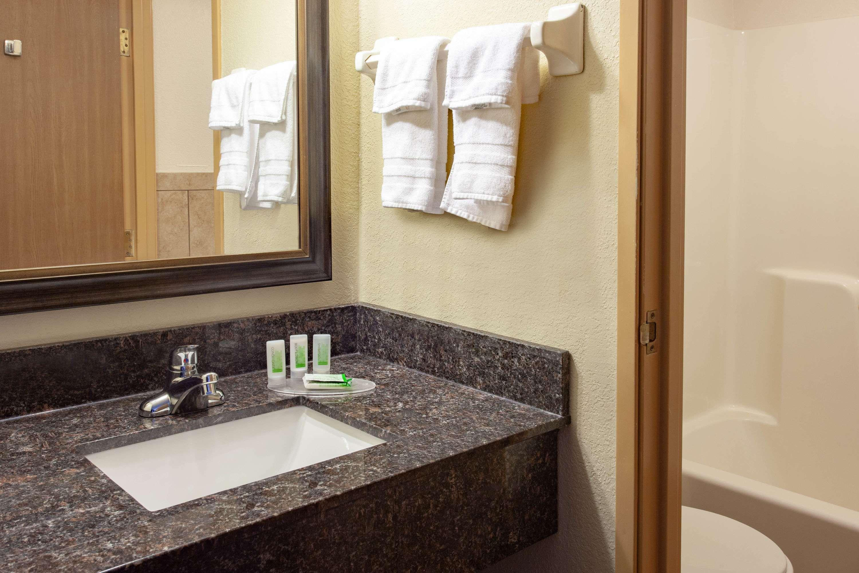 Americinn By Wyndham Ham Lake Εξωτερικό φωτογραφία